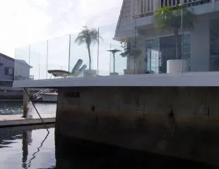 harbor cantilever 08